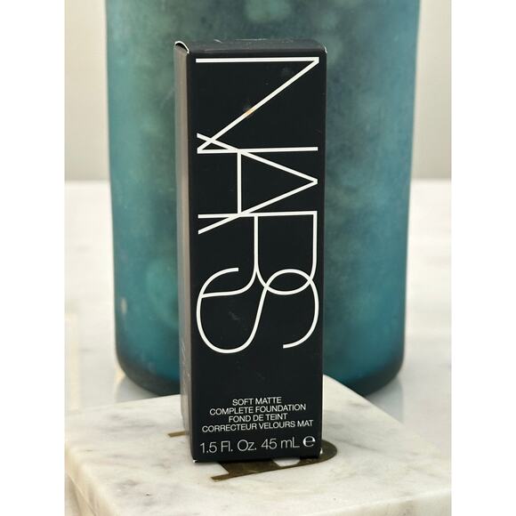 NARS NIB Soft Matte Complete Foundation Longwear 1.5 Fl Oz - Deep 6 Mali - Picture 1 of 5